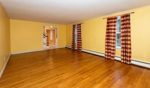 175 Lowell St, Lynnfield MA  01940-1029 exterior