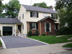76 Oakdale Rd, Newton, MA 02459-2627