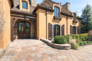 6 Ravenswood Rd, Englewood CO  80113-4138 exterior