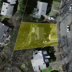 105 Manchester Rd, Newton MA 02461-1132 aerial view