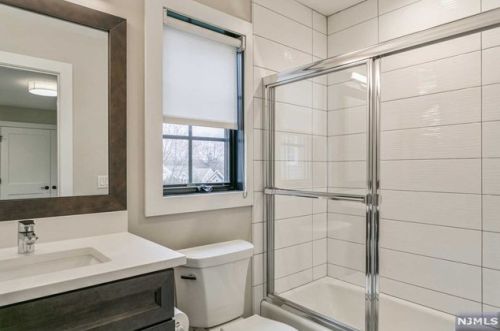 158 Magnolia Ave, Tenafly NJ  07670-1828 exterior