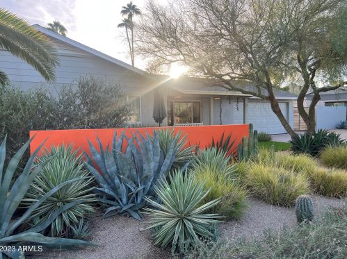 2733 Cinnabar Ave, Phoenix, AZ 85028-4326