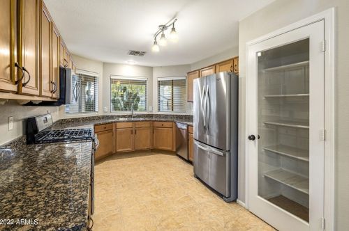 2440 Blue Sky Dr, Phoenix AZ  85085-4761 exterior