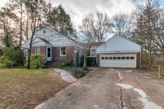 44 Floral Ter, Tenafly NJ  07670-2404 exterior