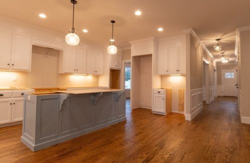 61 Rosemary St, Needham MA 02494-3252 exterior