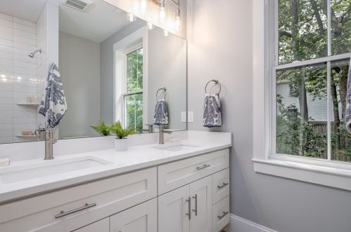 92 Dothan St, Arlington MA  02474-1343 exterior