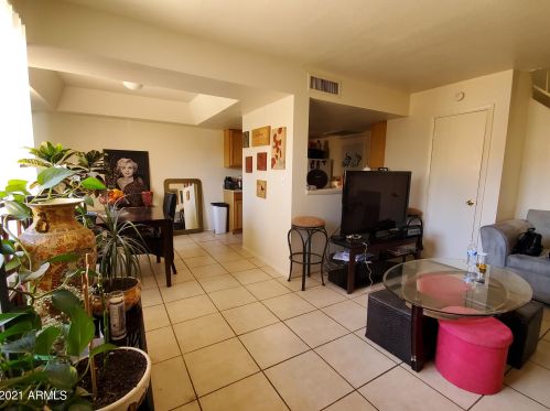 4015 44th St, Phoenix AZ 85032-2801 exterior