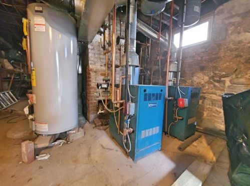 141 Vernon St, Worcester MA 01610-2156 exterior