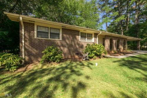 1440 Camelot Ln, Tucker, GA 30084-7713