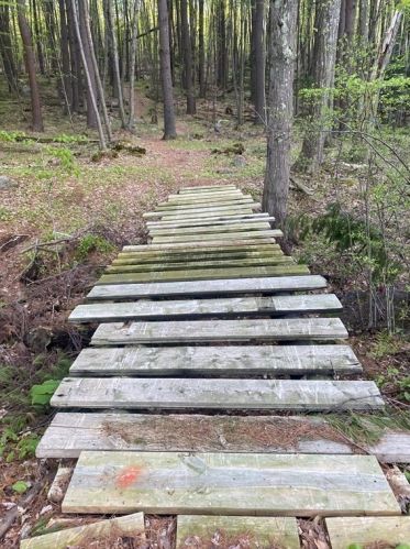 14 Main St, Sutton MA 01590-1615 exterior