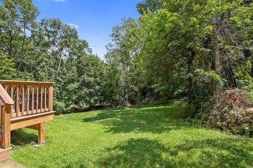 3 Leland Hill Rd, Sutton MA  01590-3852 exterior