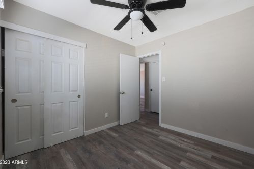 3018 81st Ave, Phoenix AZ  85033-4702 exterior