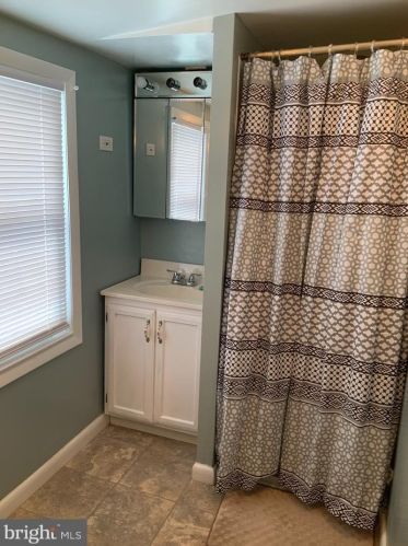 819 Maryland Ave, West Deptford NJ 08096-5330 exterior