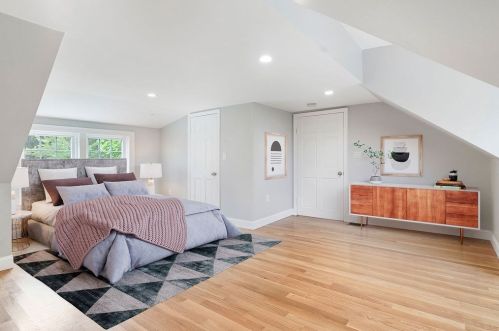 800 Central Ave, Needham MA  02492-2010 exterior