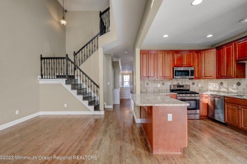 92 Brookfield Dr, Jackson Twp NJ  08527-3876 exterior