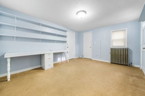 44 Beaconsfield Rd, Worcester MA 01602-1303 exterior