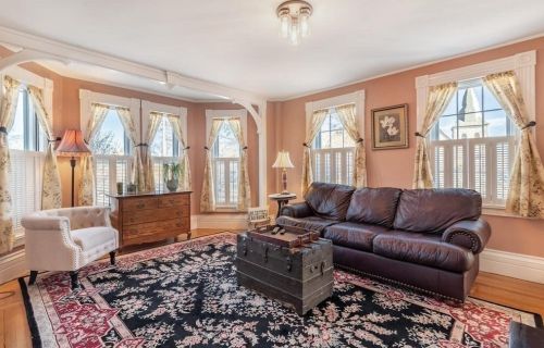 28 Hale St, Beverly MA 01915-2027 exterior