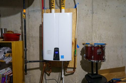 106 Gregory Dr, Seekonk MA  02771-4308 exterior