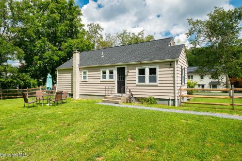 475 Water St, Williamstown MA  01267-2895 exterior