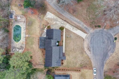 2544 Dukes Cir, Conyers GA  30013-1932 exterior