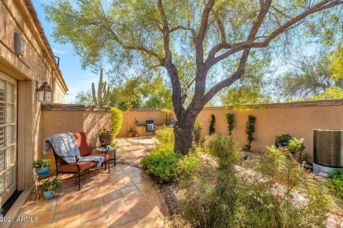 9416 47 St, Phoenix AZ 85028-5204 exterior