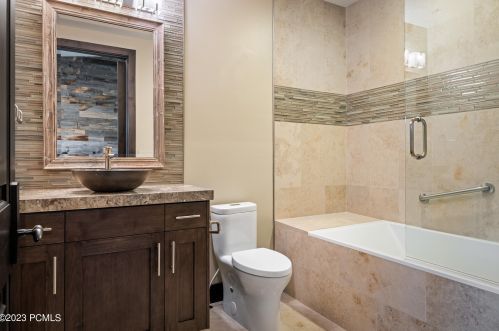 8449 Silver Crk Rd, Park City UT exterior