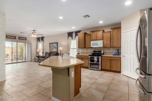 25107 51 Dr, Phoenix AZ 85035-1902 exterior