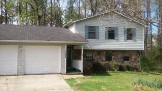 10221 Hamilton Gln, Jonesboro GA  30238-6484 exterior