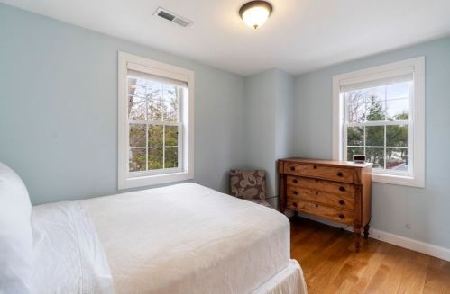 100 Kimball Rd, Dedham MA 02026-3727 exterior