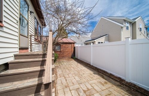 135 Central Ave, Everett MA 02149-2226 exterior