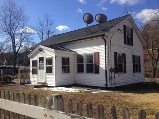 38 Main St, Royalston MA  01331-2130 exterior