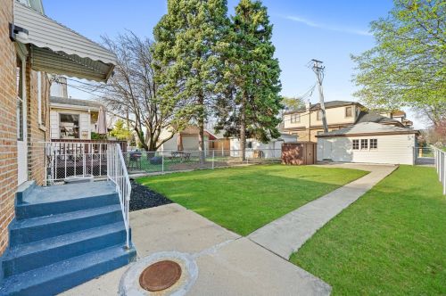 2936 Oak Park Ave, Forest View IL 60402-3028 exterior