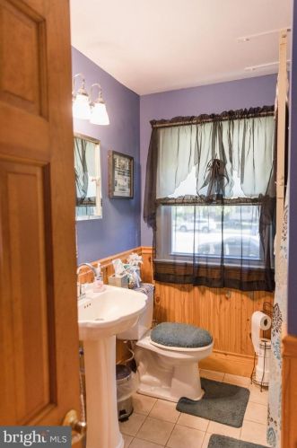 310 Columbia Blvd, West Deptford NJ 08063-1203 exterior