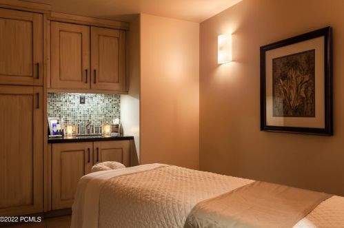 7965 Glenwild Dr, Park City UT 84098-5592 exterior