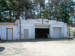 41 Concord St, Newton, MA 02462-1030