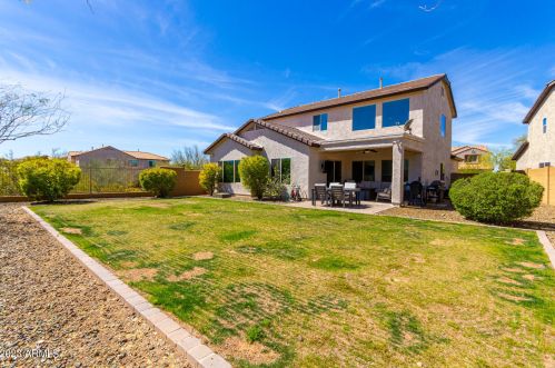 1646 Blaylock Dr, Phoenix AZ 85085-6323 exterior