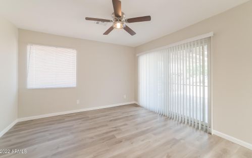 4052 80th Dr, Phoenix AZ  85033-3509 exterior