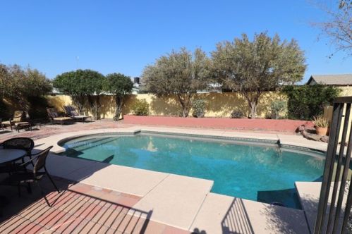 2028 Aster Dr, Phoenix, AZ 85029-2606