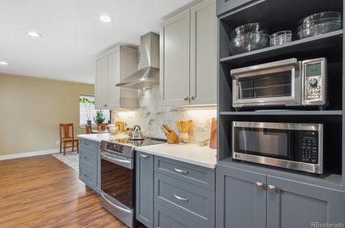 1004 Stanford Pl, Englewood CO 80111-1220 exterior