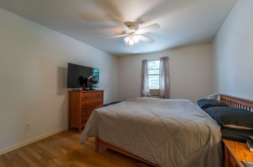 44 Rudolph St, Worcester MA 01604-3126 exterior