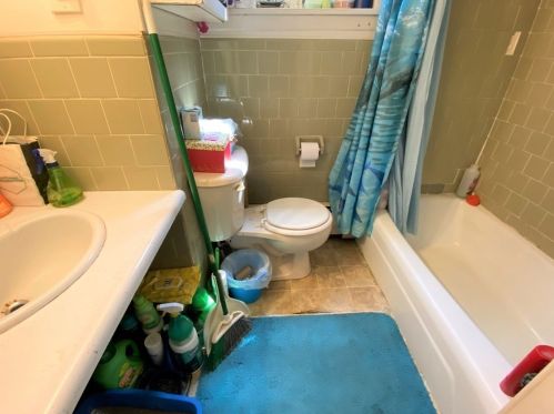 189 Hamlet St, Fall River MA 02724-3363 exterior