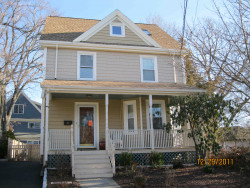 72 Kensington St, Newton, MA 02460-1312