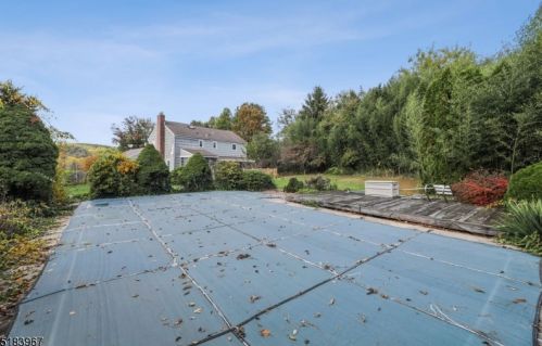 4 Pheasant Ln, Milford NJ  08848-1554 exterior