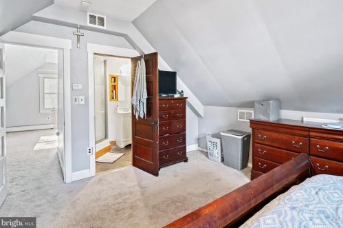 23 Watkins Ave, West Deptford NJ  08096-1235 exterior