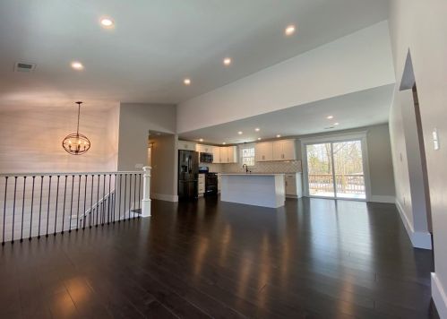 332 East St, West Bridgewater MA  02379-1808 exterior