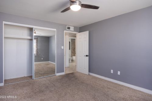 13222 37 Pl, Phoenix AZ 85050-8309 exterior