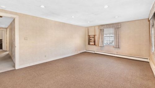 51 Fessenden St, Newton MA 02460-1119 exterior