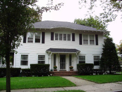 4 Windermere Rd, Newton, MA 02466-2520