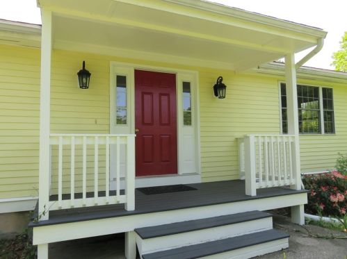 1227 Main St, Dighton, MA 02715-1126