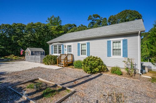 55 Surrey Dr, Eastham, MA 02642-2257